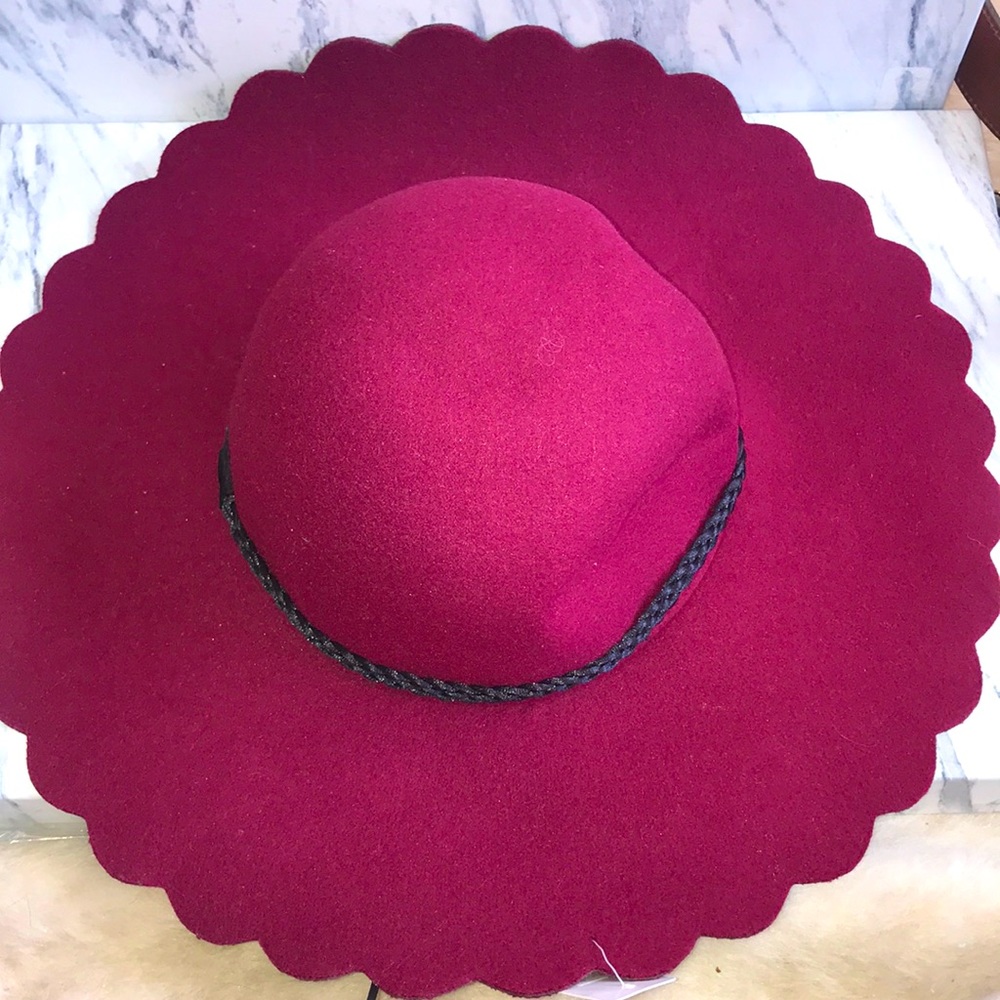 NWT BP wine sun hat